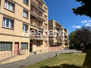  Appartement � louer 4 pi�ces 79 m�