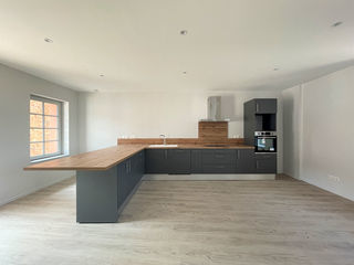  Appartement � louer 4 pi�ces 149 m�