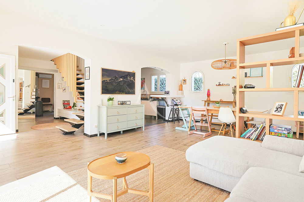 � vendre  Maison Solli�s-Pont (83210)