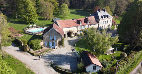   Superbe domaine rural de 20 hectares, avec ch�teau de style bourgeois, grande maison et nombreux b�timents. Villa - 15 + pi�ce(s) - 614 m�