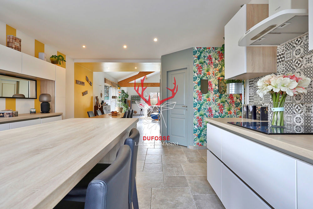 � vendre  Maison La Tour-de-Salvagny (69890)