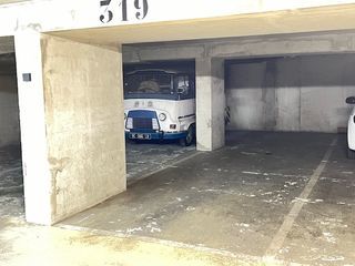  Parking / Garage � vendre 