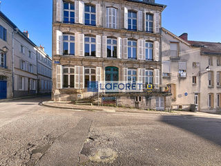  Maison � vendre 10 pi�ces 303 m�