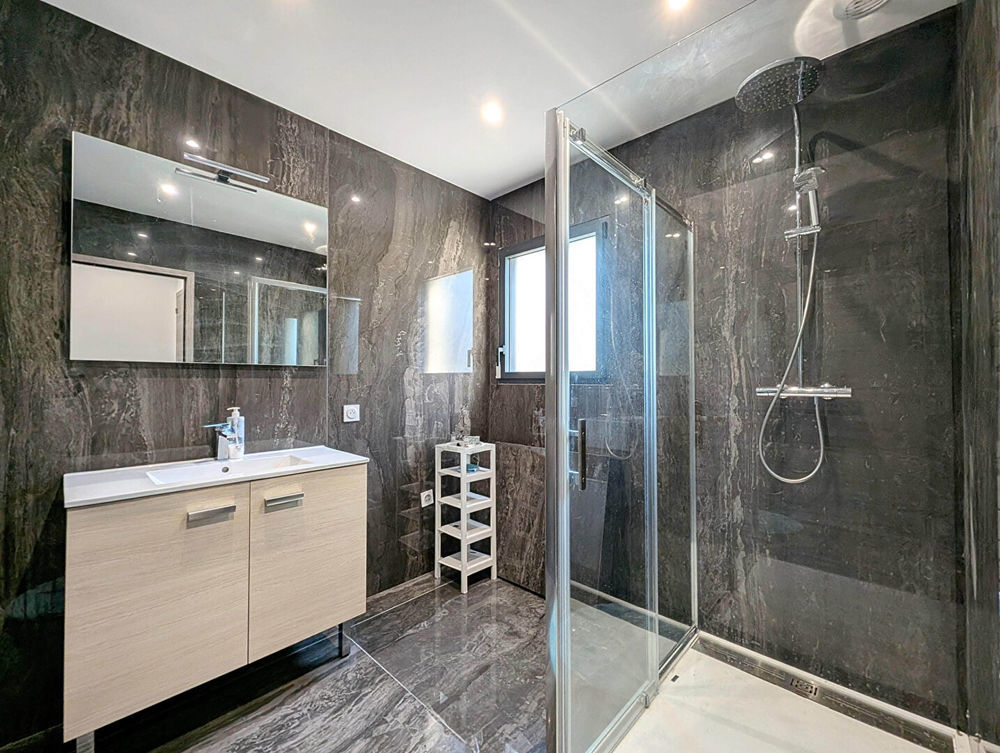 � vendre  Maison Chamb�ry (73000)