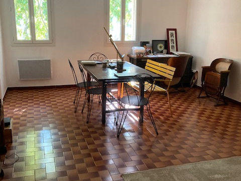   Appartement Beaucaire 4 pi�ces 97.91 m2 Appartement - 4 pi�ce(s) - 98 m�