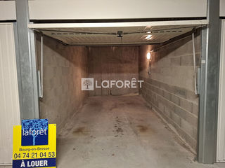  Parking / Garage � louer 12 m�