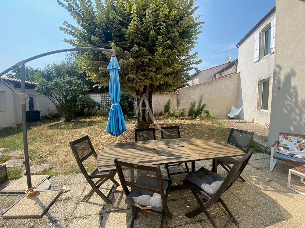 � vendre  Maison Dompierre-sur-Mer (17139)