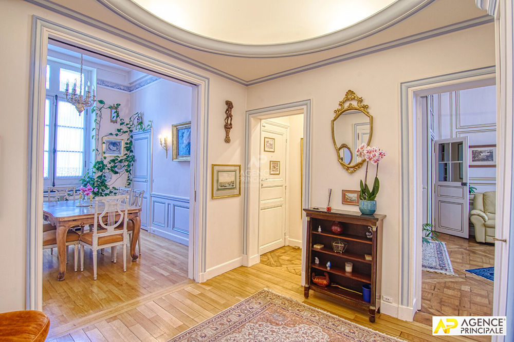 � vendre  Appartement Versailles (78000)