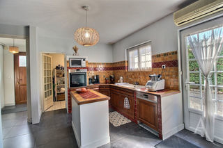  Maison � vendre 4 pi�ces 150 m�