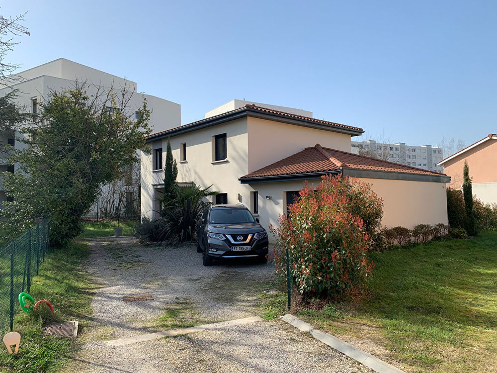 � vendre  Maison Lyon 5
