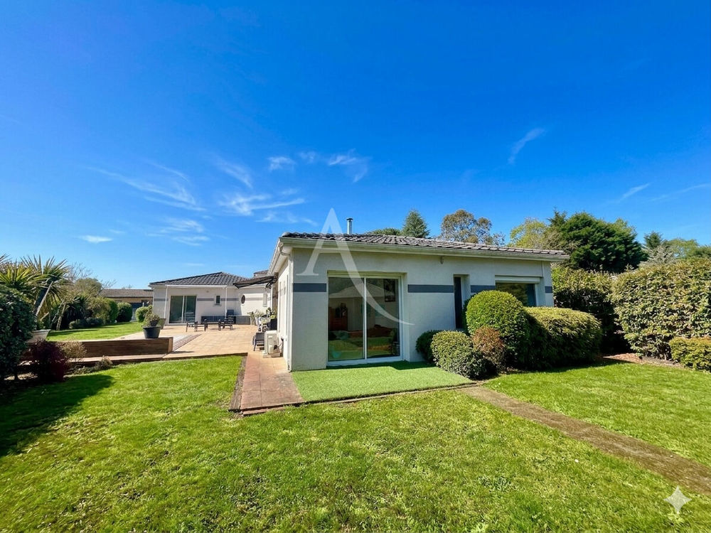 � vendre  Maison Saint-Jean-d'Illac (33127)