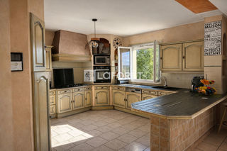  Maison � vendre 12 pi�ces 295 m�