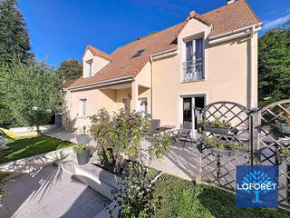  Maison � vendre 8 pi�ces 180 m�