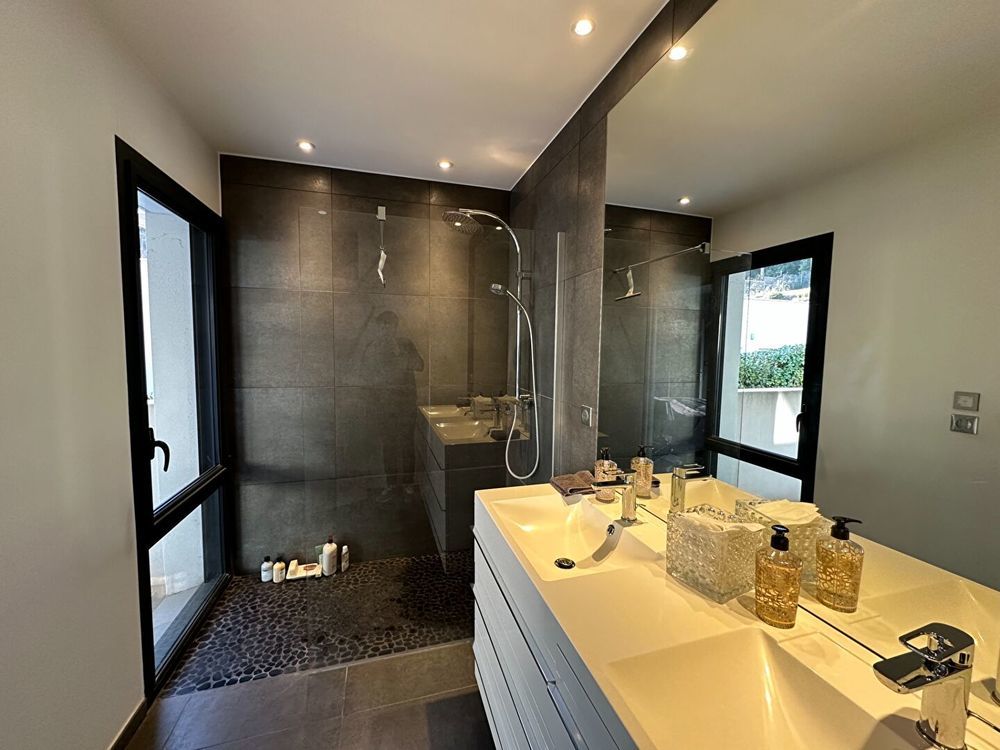 � vendre  Maison Mont�limar (26200)