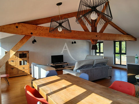   Tr�s bel appartement MEUBLE 2 chambres - Jonzac centre ville Appartement - 3 pi�ce(s) - 108 m�