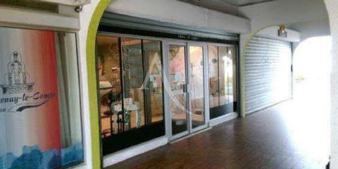 Local commercial &agrave; vendre  - Centre commercial 98400 85200 Fontenay le comte