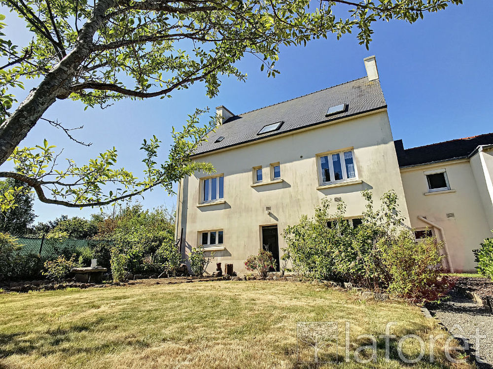 Laforêt Immobilier Quimper  Maison 7 pièce(s) 125 m² Quimper (29) à