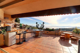  Maison � vendre 8 pi�ces 248 m�