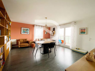  Appartement � vendre 5 pi�ces 1 m�