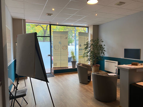 Local commercial Périgueux hypercentre 35 m2 627 24000 Perigueux