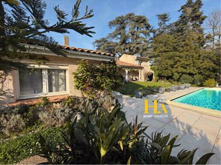  Maison � vendre 10 pi�ces 230 m�