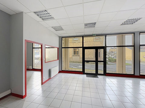 Local commercial centre-ville Redon 450 m2 230160 35600 Redon