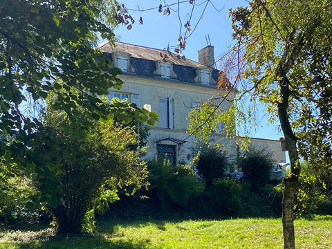   REGION BRANTOME Maison St Pierre De Cole 7 pi�ce(s) 220 m2 Maison - 7 pi�ce(s) - 220 m�