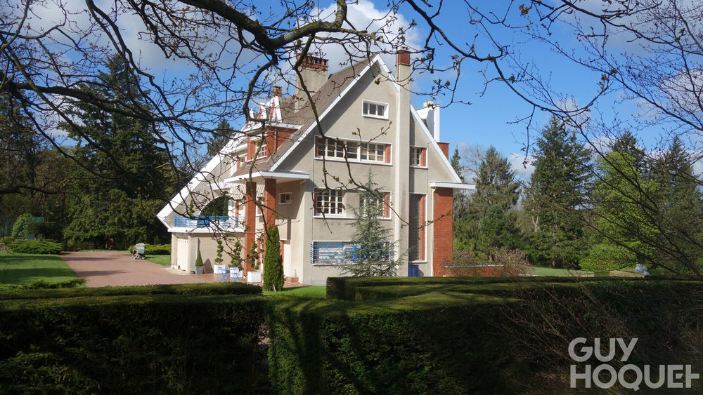 � vendre  Villa Poigny-la-For�t (78125)