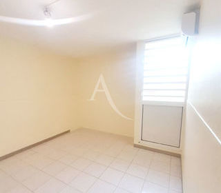  Appartement � louer 4 pi�ces 82 m�