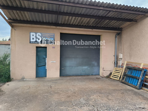 NEULISE tenement immobilier 340m&sup2; 107000 42590 Neulise