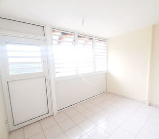  Appartement � louer 4 pi�ces 82 m�