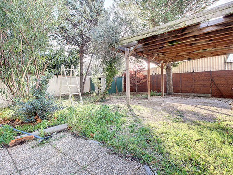 A Vendre, Local Commercial 300m&sup2;, Parcelle 406m&sup2; 620000 13014 Marseille