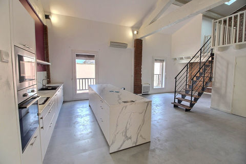  Appartement � vendre 4 pi�ces 130 m�