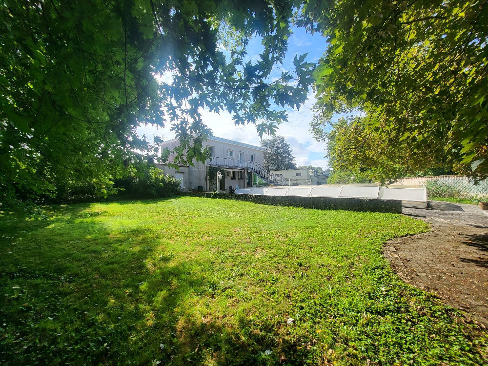 � vendre  Maison Ch�tillon-sur-Chalaronne (01400)