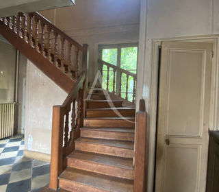  Maison � vendre 8 pi�ces 252 m�