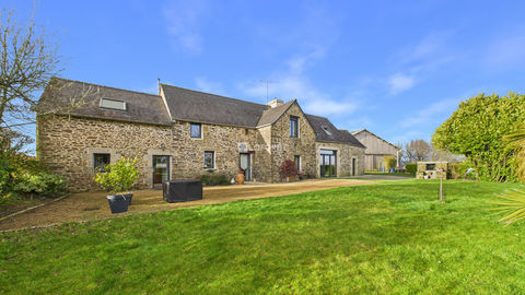   PLEYBEN - EXCLUSIVIT�  - PROPRI�T� DE CARACT�RE  CADRE EXCEPTIONNEL � PLEYBEN Maison - 8 pi�ce(s) - 200 m�