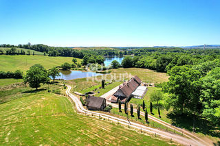  Maison � vendre 8 pi�ces 240 m�