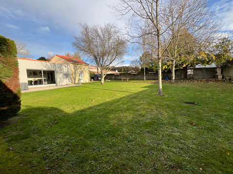   Maison Saint Aignan Grandlieu 8 pi�ce(s) 197 m2 Maison - 8 pi�ce(s) - 198 m�