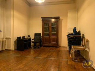  Immeuble � vendre 14 pi�ces 430 m�