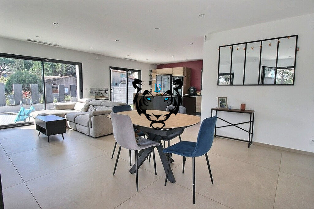 � vendre  Maison Roquebrune-sur-Argens (83520)