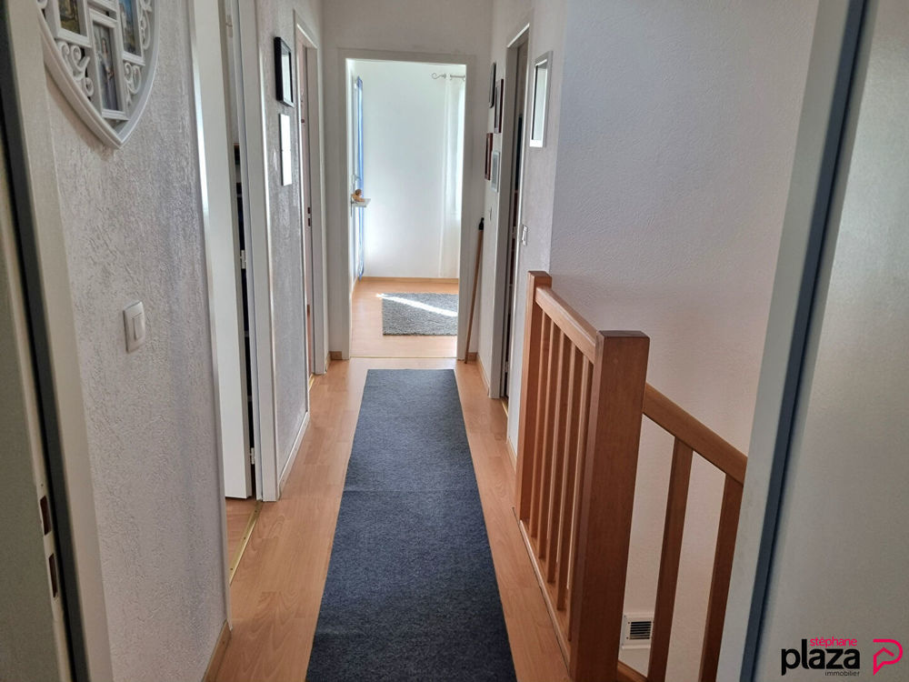 � vendre  Maison Gex (01170)