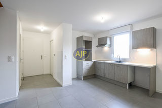  Maison 4 pi�ces 95 m� Merignac