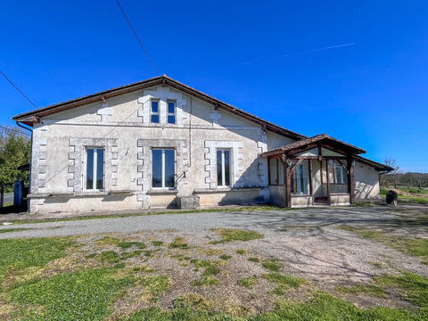   Maison de campagne au calme Maison - 8 pi�ce(s) - 233 m�