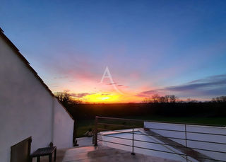  Maison � vendre 8 pi�ces 300 m�