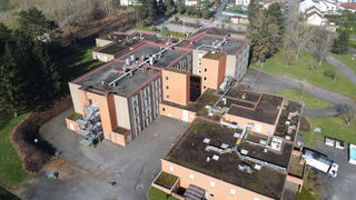  Immeuble � vendre 15 + pi�ces 8067 m�