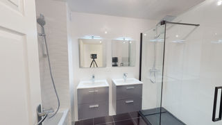  Appartement � louer 4 pi�ces 121 m�