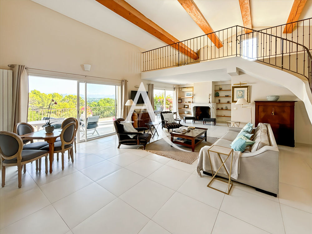 � vendre  Maison Antibes (06600)