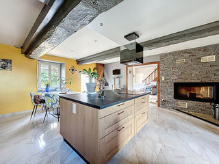  Maison � vendre 7 pi�ces 232 m�