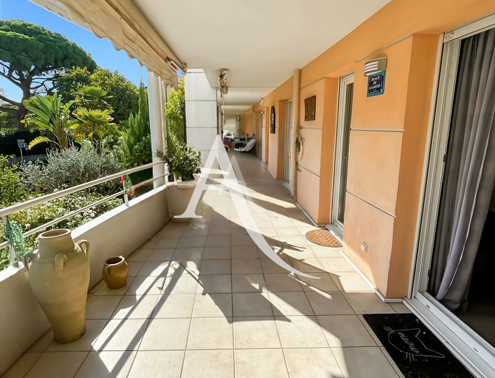 � vendre  Appartement Cannes (06400)