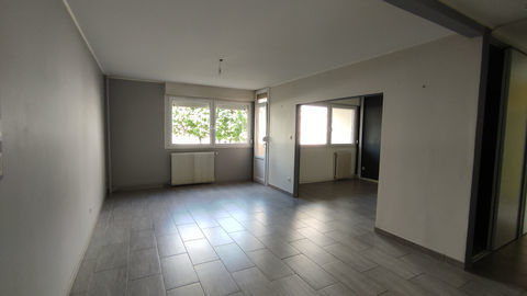 Vente : appartement 5 pièces à CHALON SUR SAONE 123000 Chalon-sur-Saône (71100)